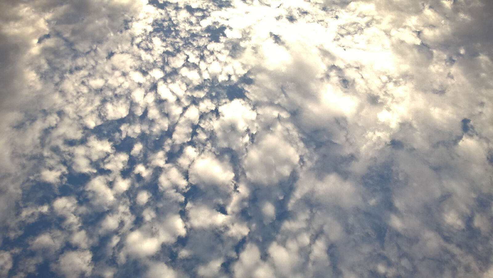 Microsoft Lumia 640 LTE sample photo. Clouds, cloudy, skies, sky photography
