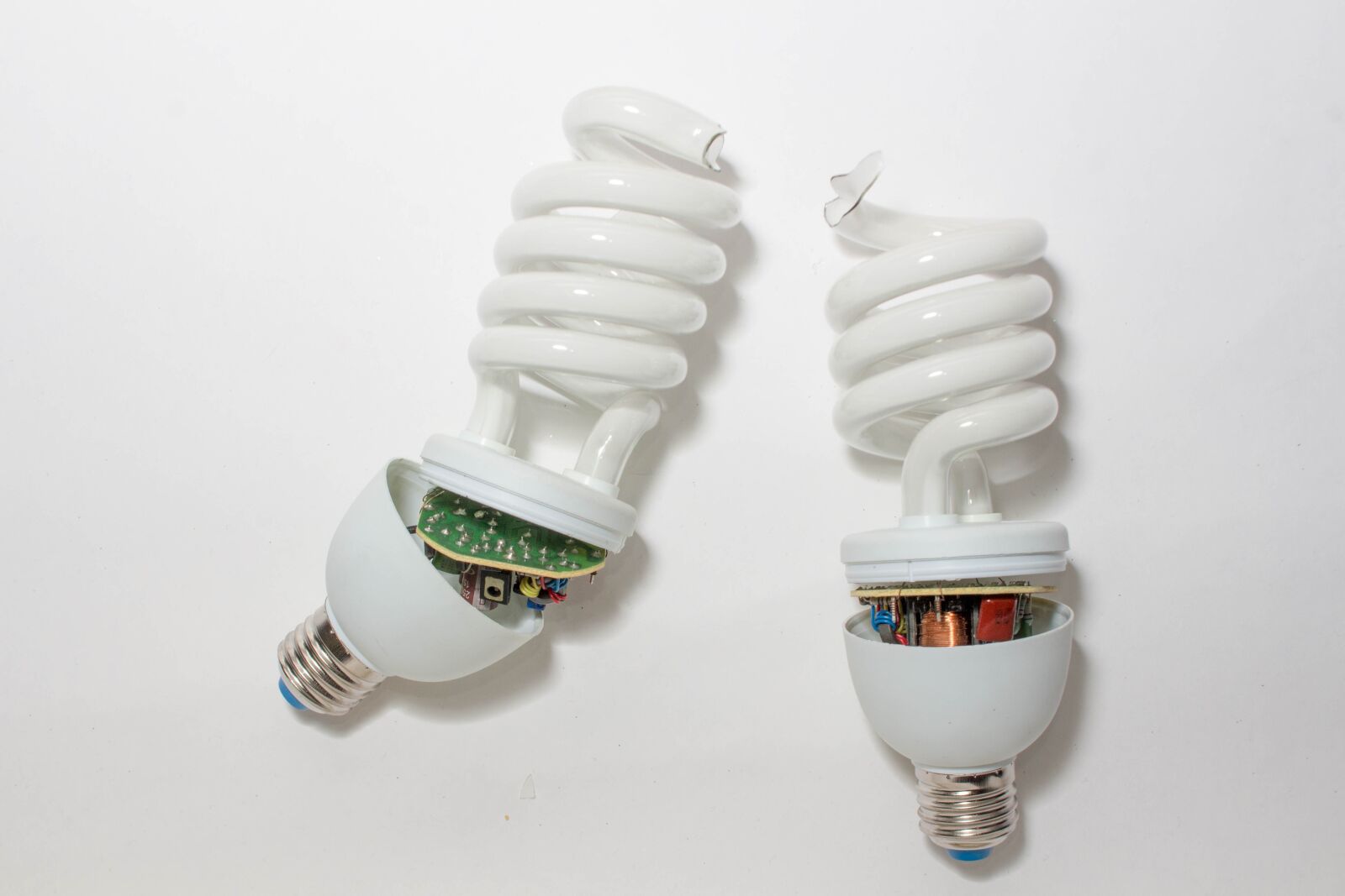 Canon EOS 700D (EOS Rebel T5i / EOS Kiss X7i) sample photo. Broken, bulb, energy photography