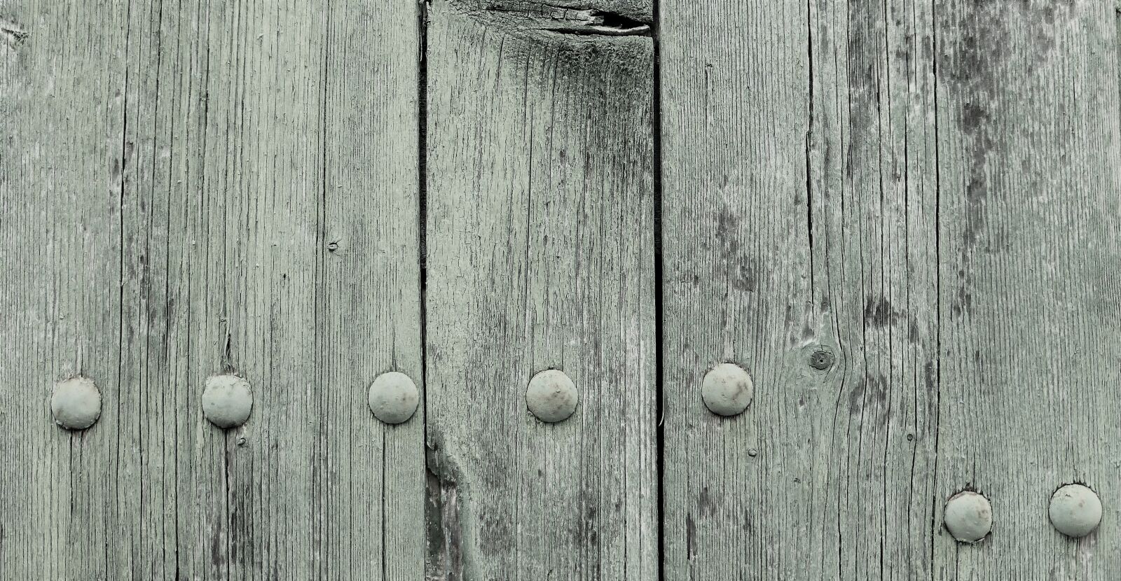Panasonic Lumix DMC-ZS25 (Lumix DMC-TZ35) sample photo. Wood, panel, old photography