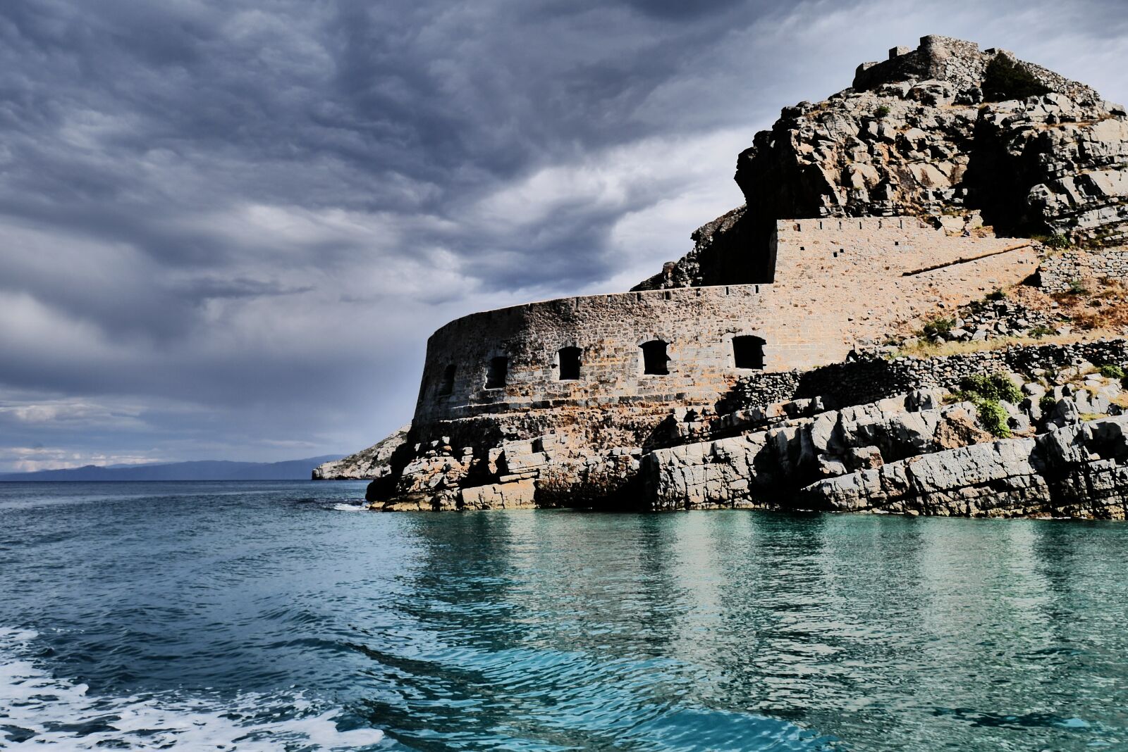 Panasonic Lumix DMC-G7 sample photo. Fort, island, greece photography