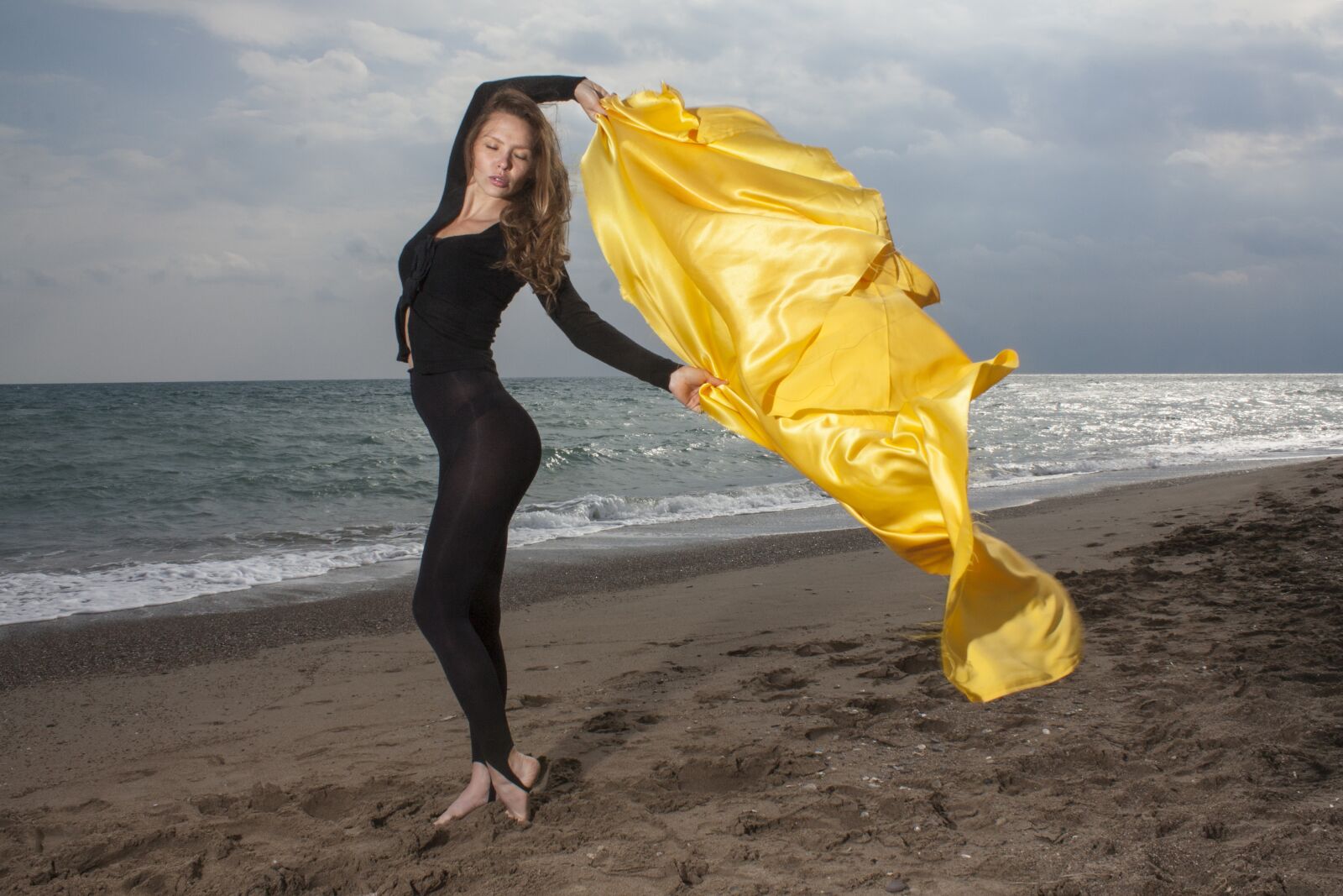Canon EOS 450D (EOS Rebel XSi / EOS Kiss X2) sample photo. Model, beach, beautiful photography
