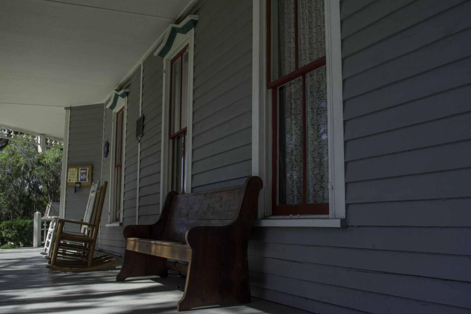 Nikon D5200 sample photo. Chair, gray, house, porch photography