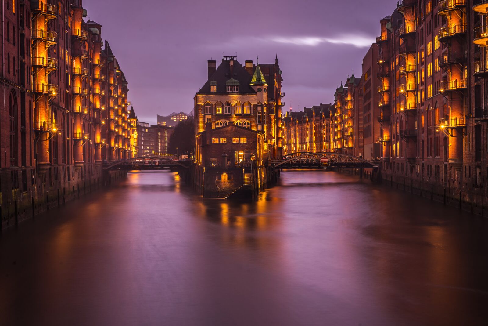 Nikon D610 sample photo. Hamburg, speicherstadt, architecture photography