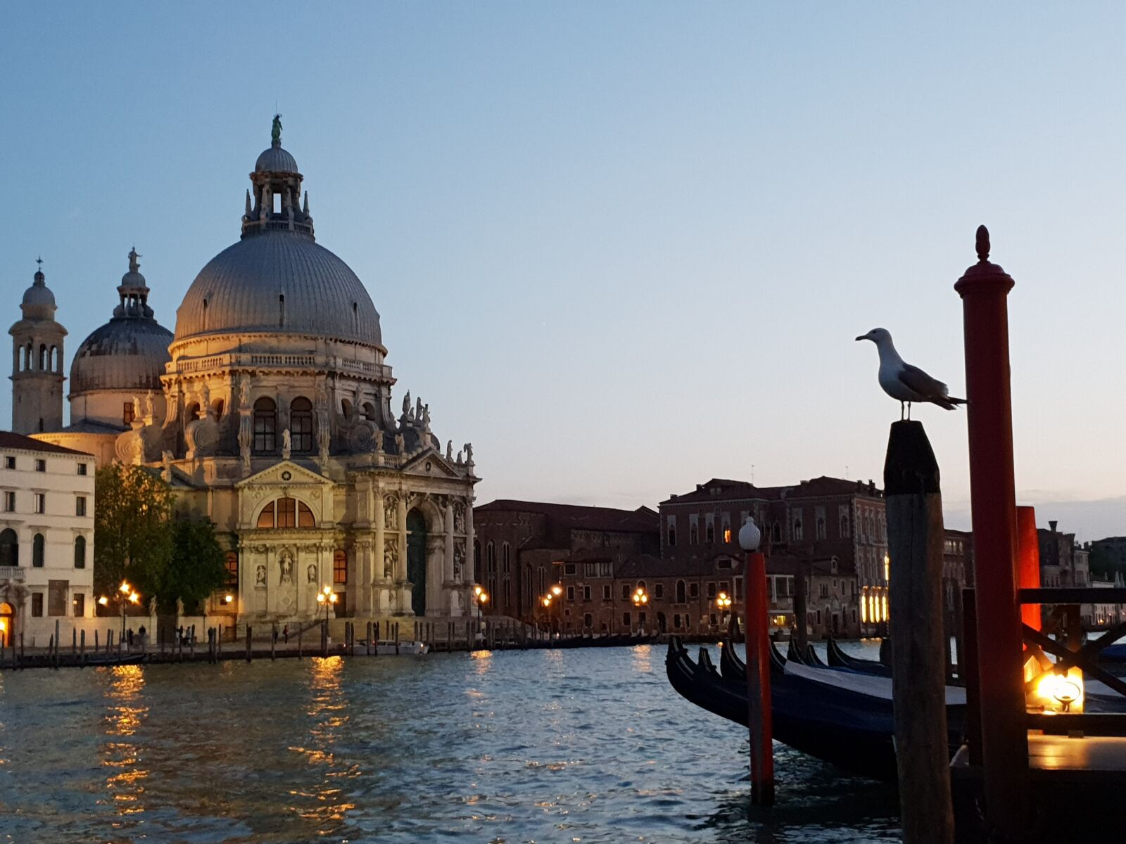 Samsung Galaxy S9+ sample photo. Venice, europe, twilight photography