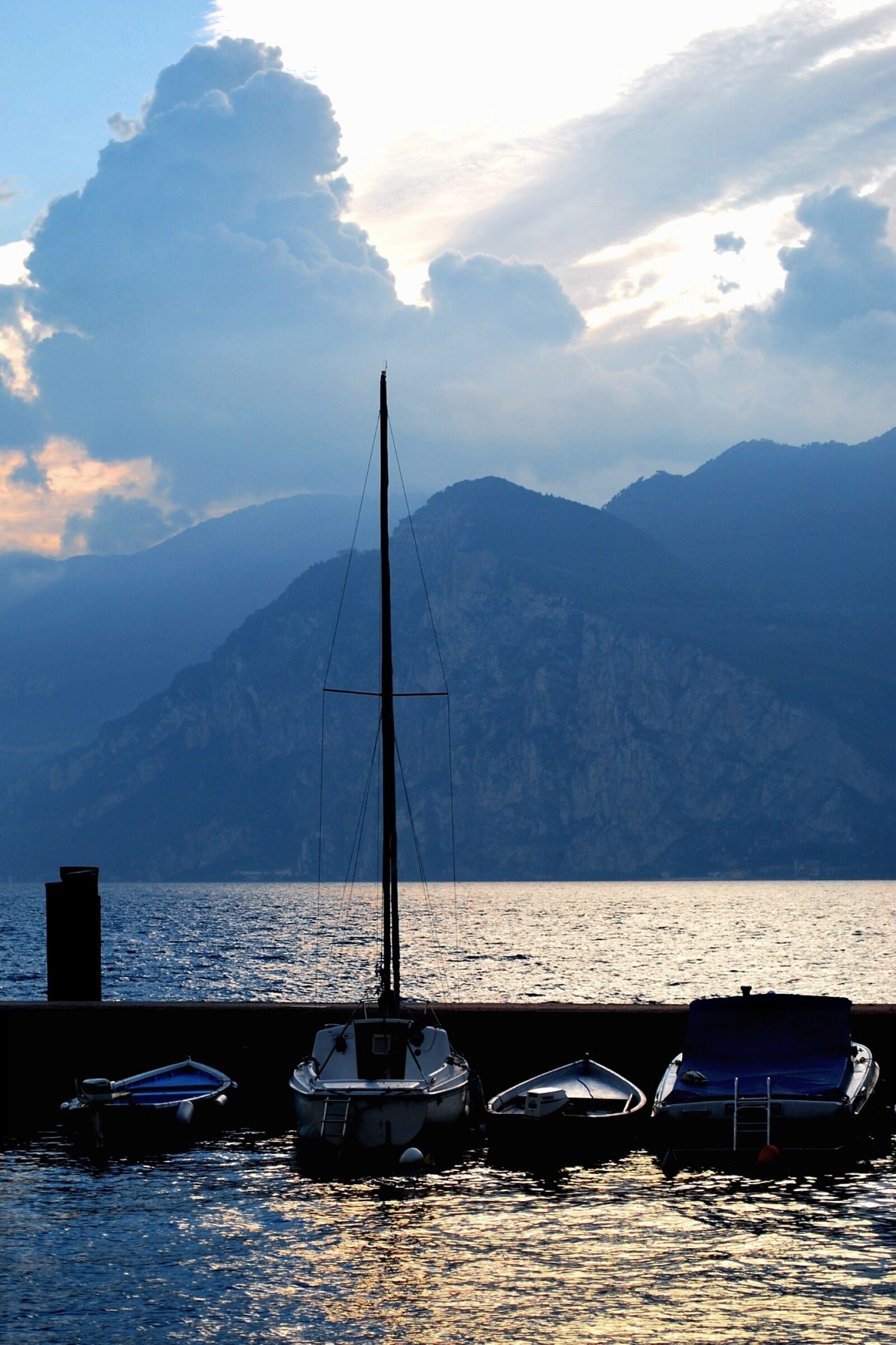 Nikon D60 sample photo. Gewitterstimmung, lago di como photography