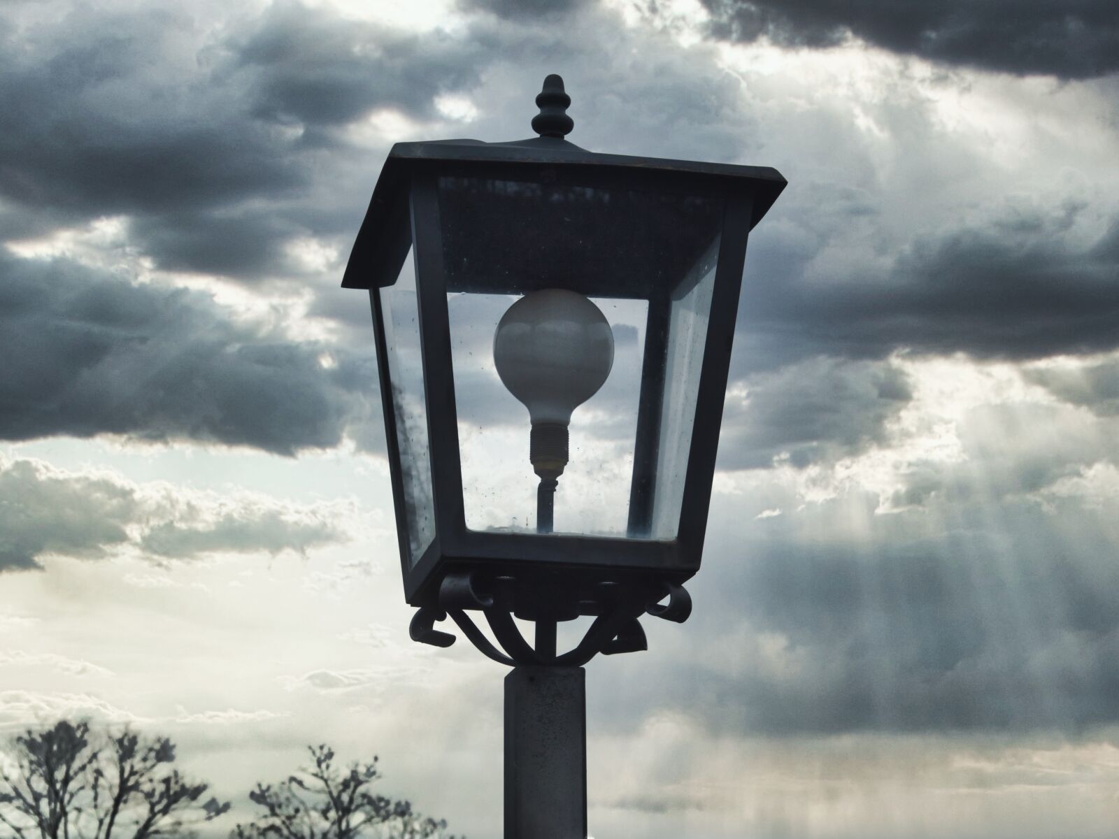 Nikon D7100 sample photo. Lantern, light, sky photography