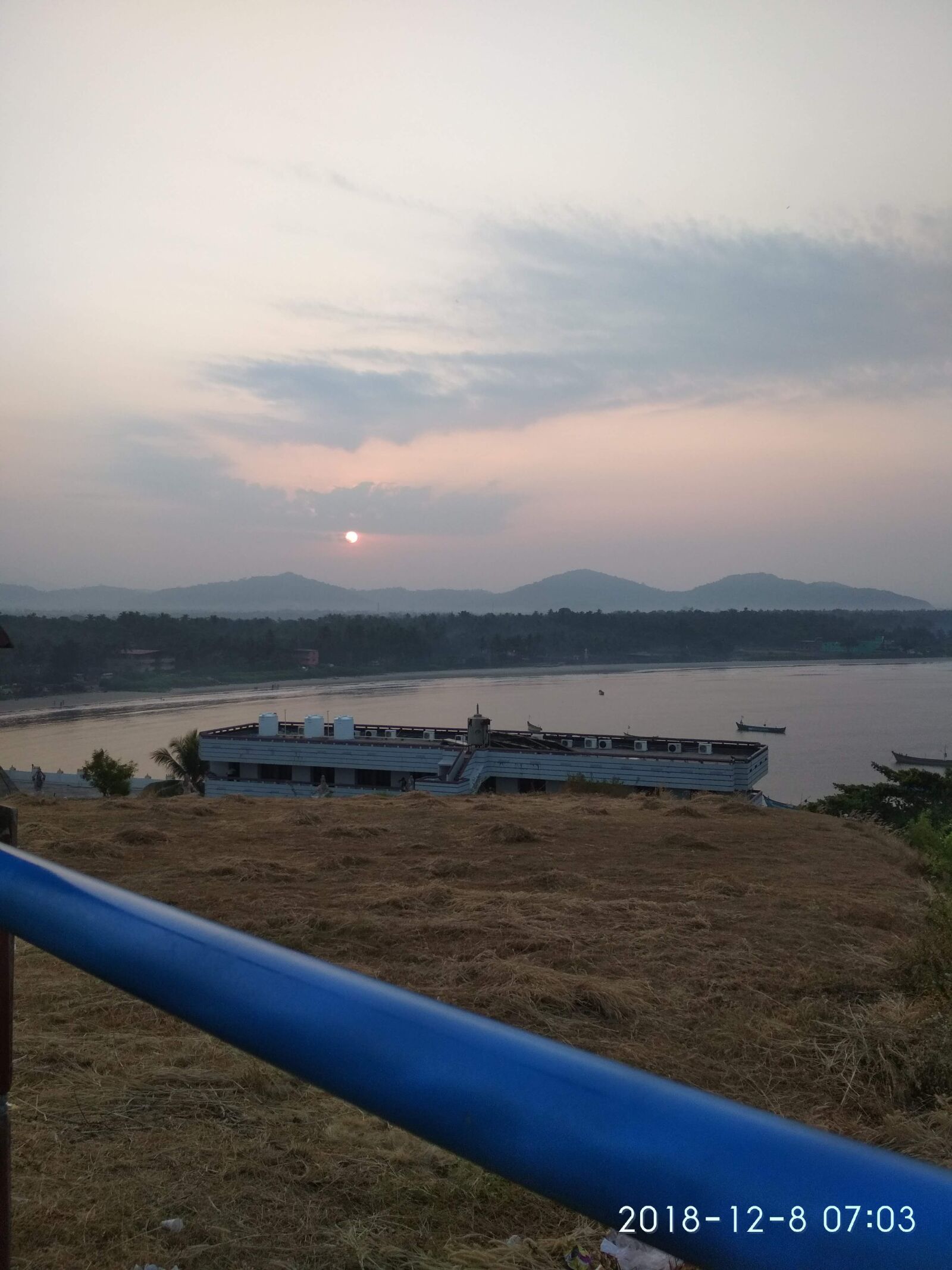 Xiaomi Redmi 4 Pro sample photo. River view, sunrise, bridge photography