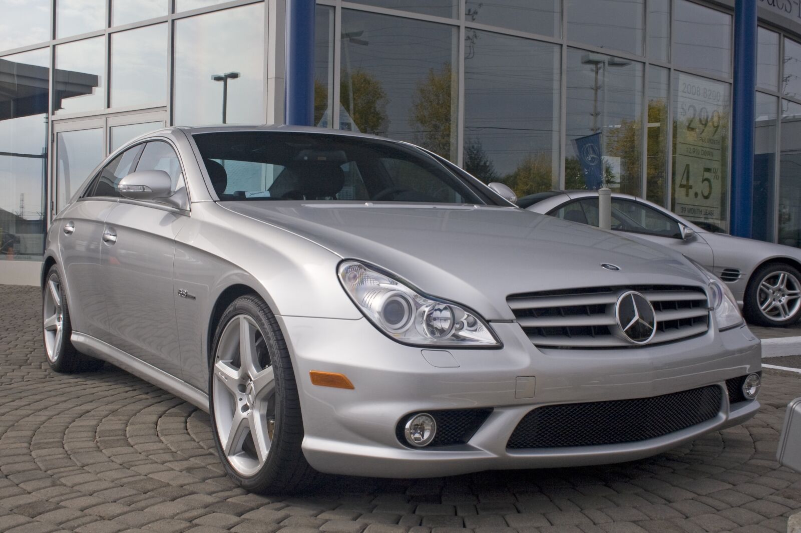 Canon EOS 20D sample photo. Car, sedan, luxury photography