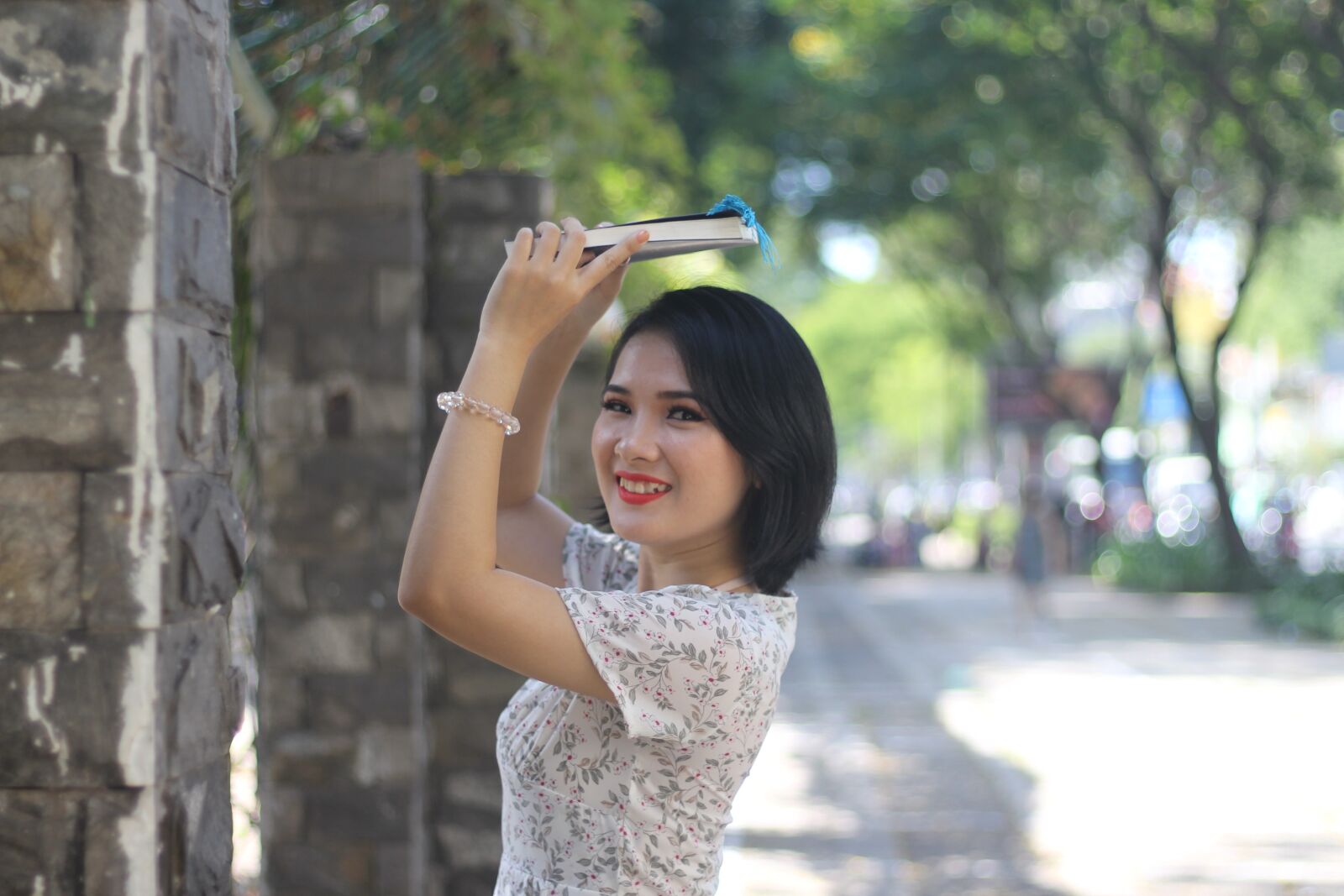Canon EOS 1300D (EOS Rebel T6 / EOS Kiss X80) + Canon EF 50mm F1.8 STM sample photo. Vietnamese, vietnam, asia photography