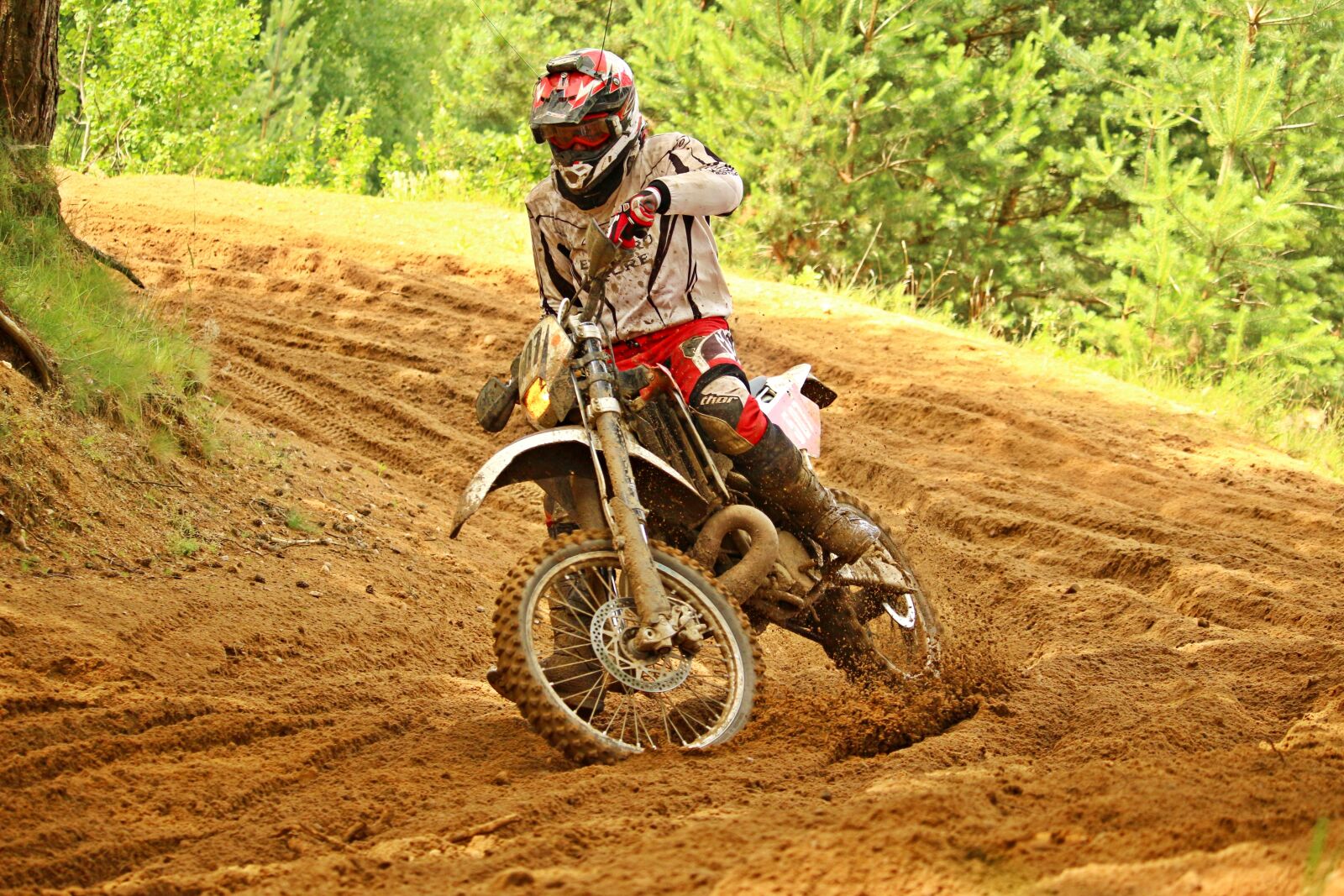 Canon EOS 100D (EOS Rebel SL1 / EOS Kiss X7) sample photo. Motocross, dirtbike, enduro photography