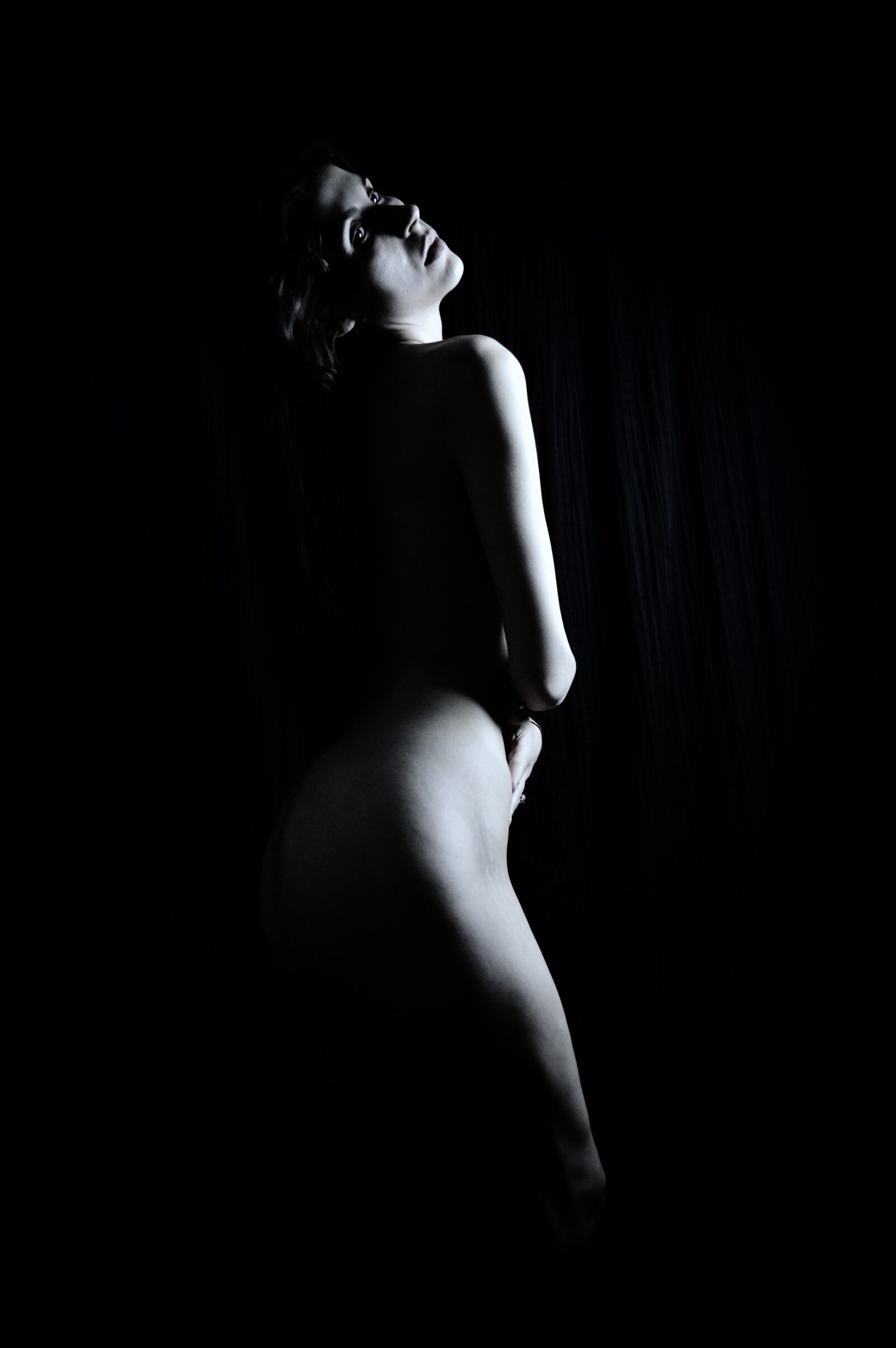 Nikon D3200 sample photo. Nude, light and shadow photography