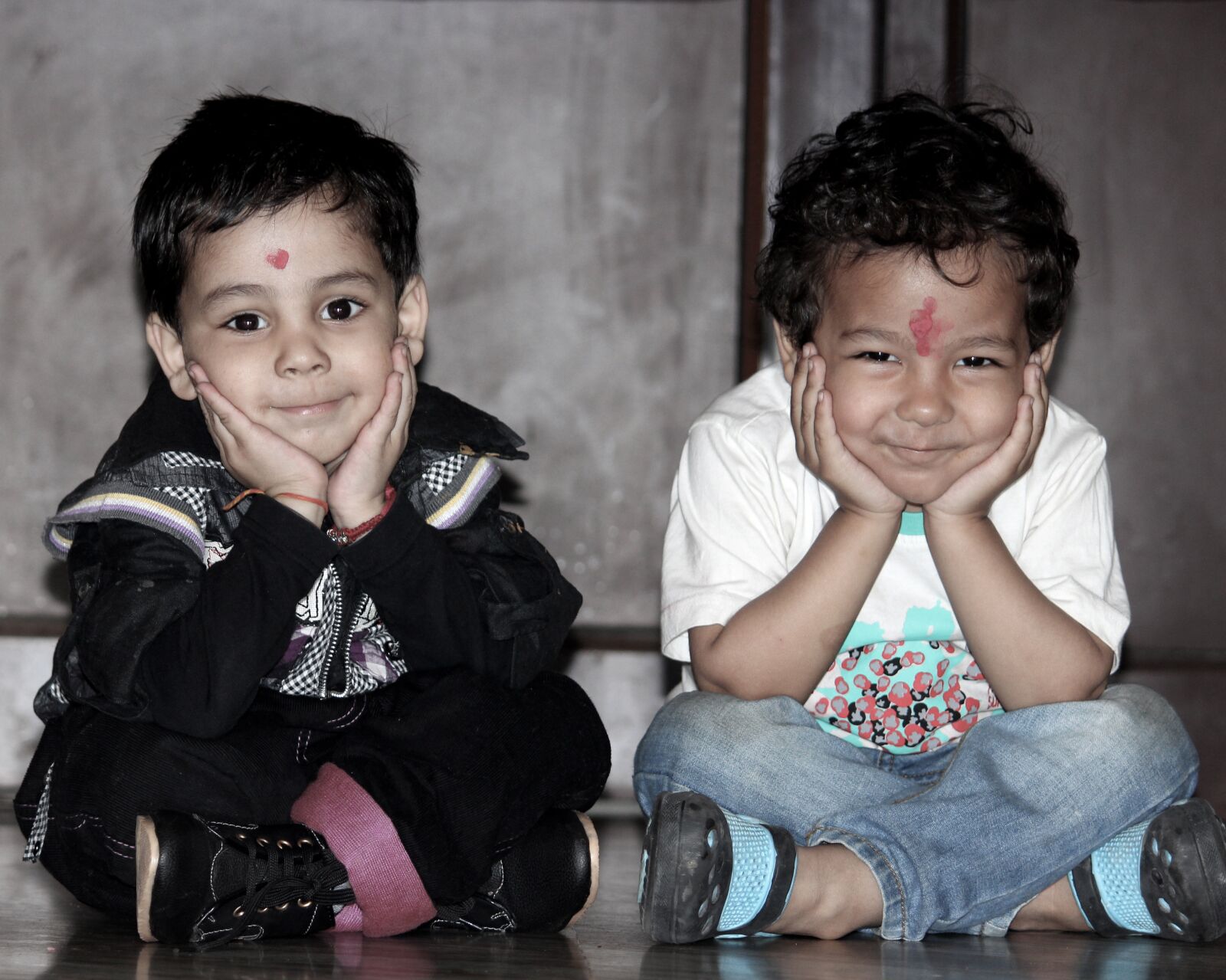 Canon EOS 600D (Rebel EOS T3i / EOS Kiss X5) sample photo. Kids, smile, children photography