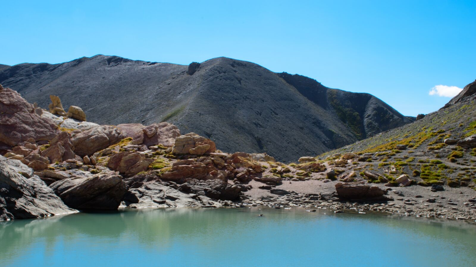 Nikon D5500 sample photo. Lake, mountain, water photography