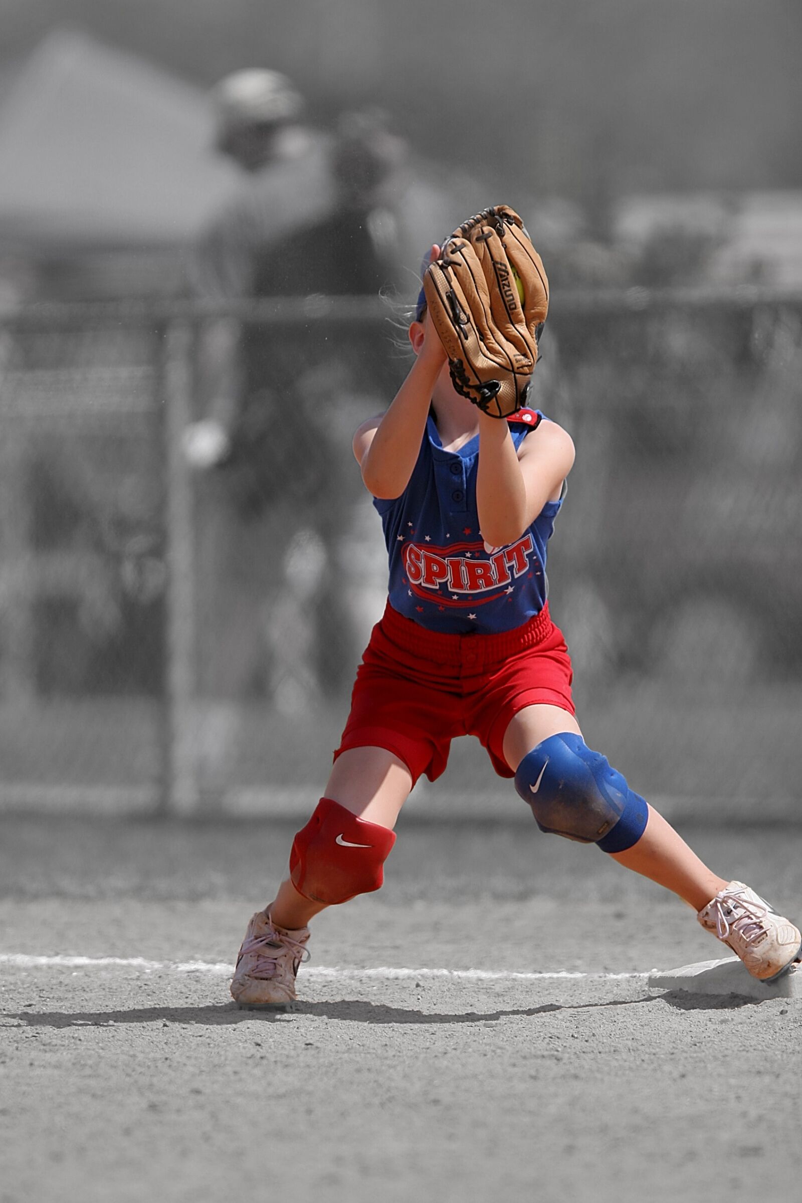 Canon EOS 20D sample photo. Softball, player, female photography
