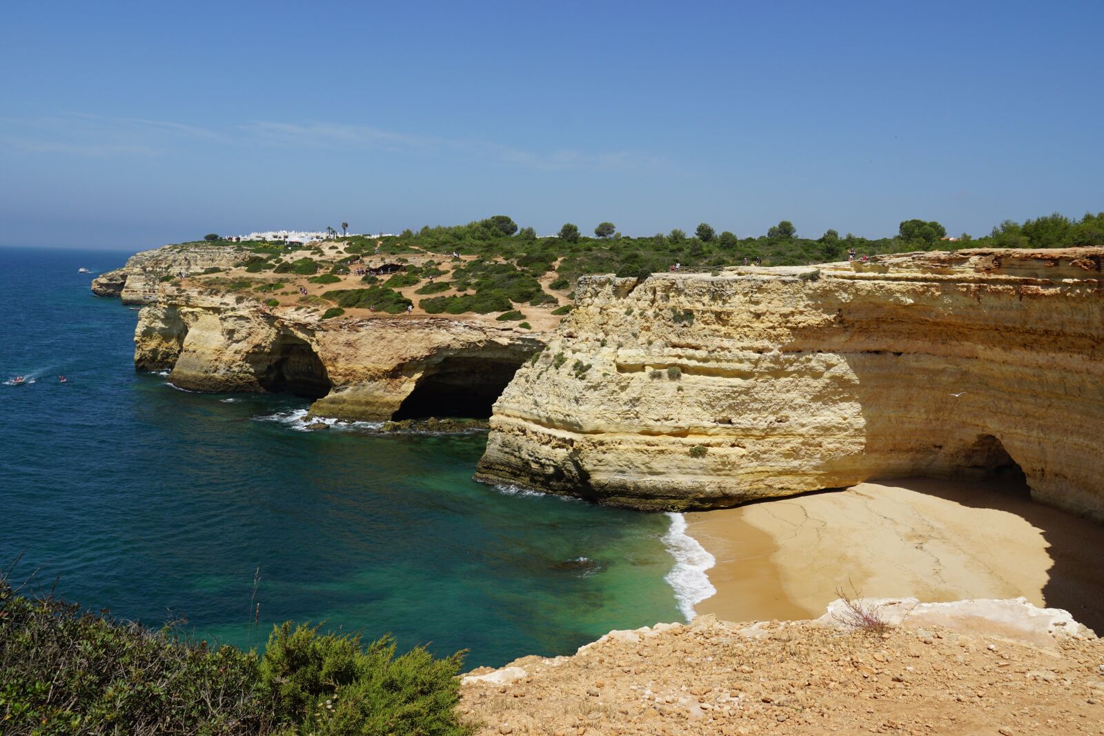 Sony E 18-135mm F3.5-5.6 OSS sample photo. Portugal, algarve, coast photography