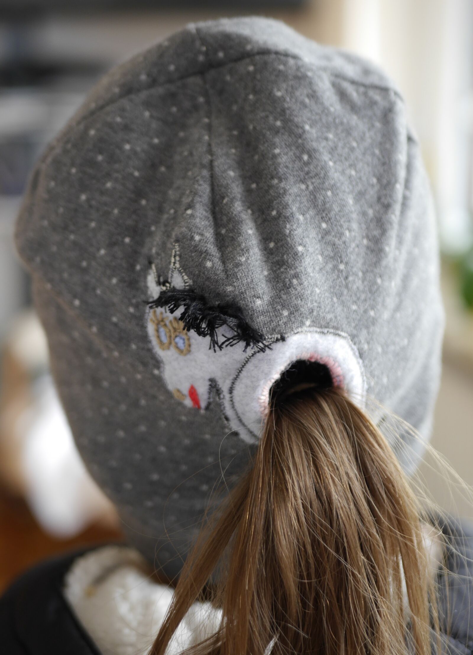 Panasonic Lumix DMC-G6 sample photo. Cap, girl, ponytail photography