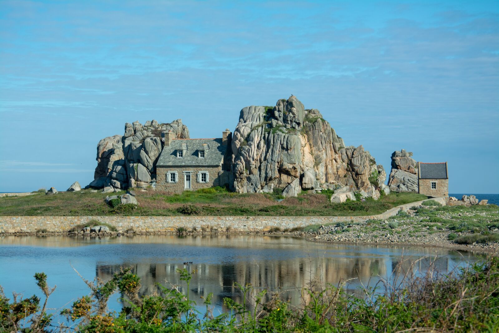 Nikon D5200 sample photo. House, stone, castel miur photography