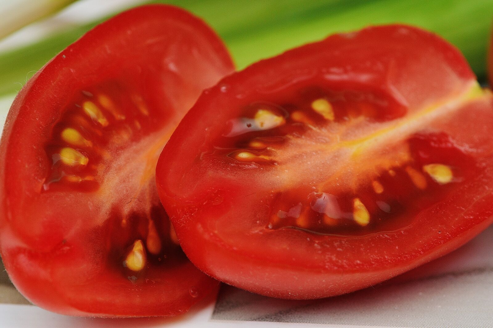 Nikon D3200 sample photo. Tomatoes, spring onions, vegetables photography