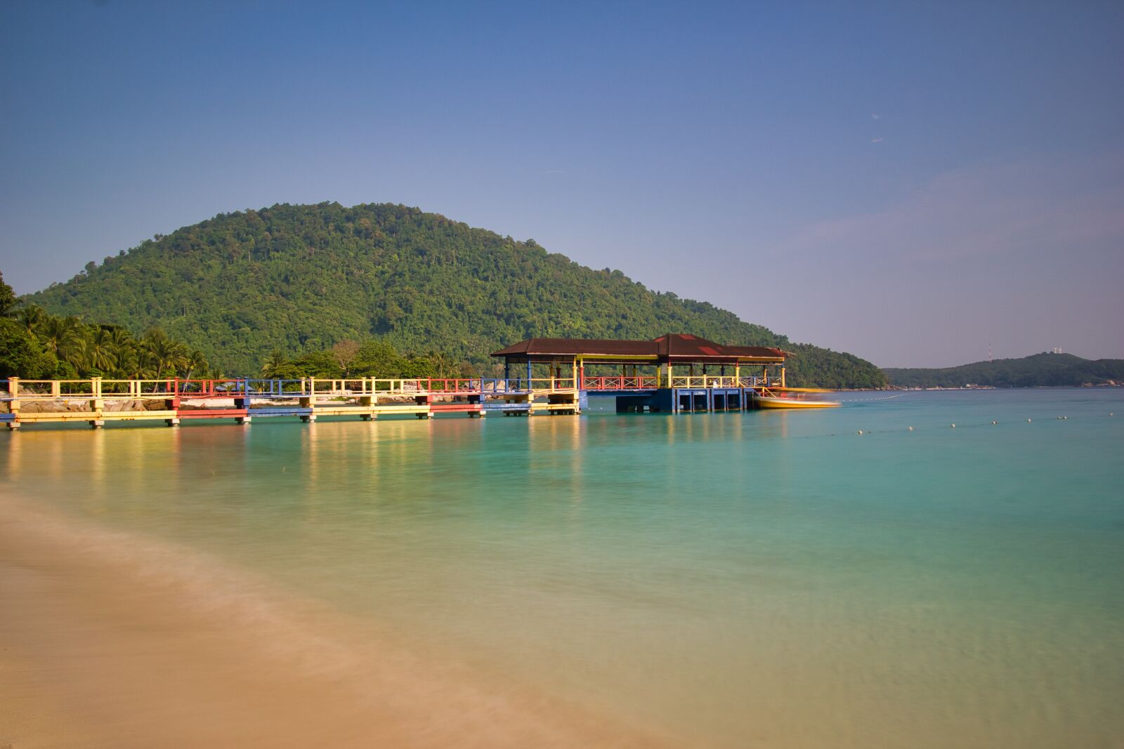 Canon EOS 550D (EOS Rebel T2i / EOS Kiss X4) sample photo. Perhentian islands, malaysia, paradise photography