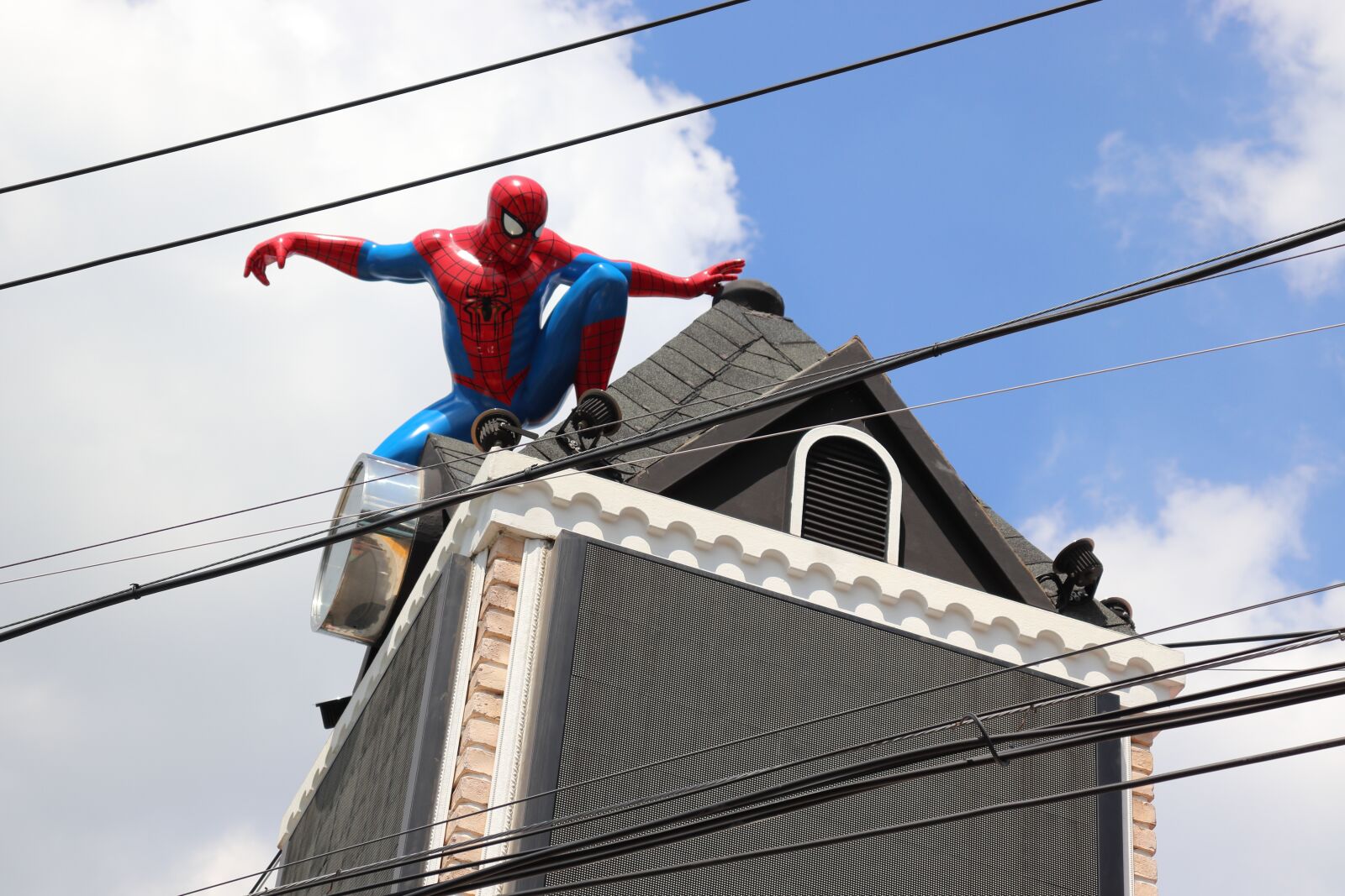 Canon EOS 800D (EOS Rebel T7i / EOS Kiss X9i) sample photo. Characters, spiderman, tourism photography