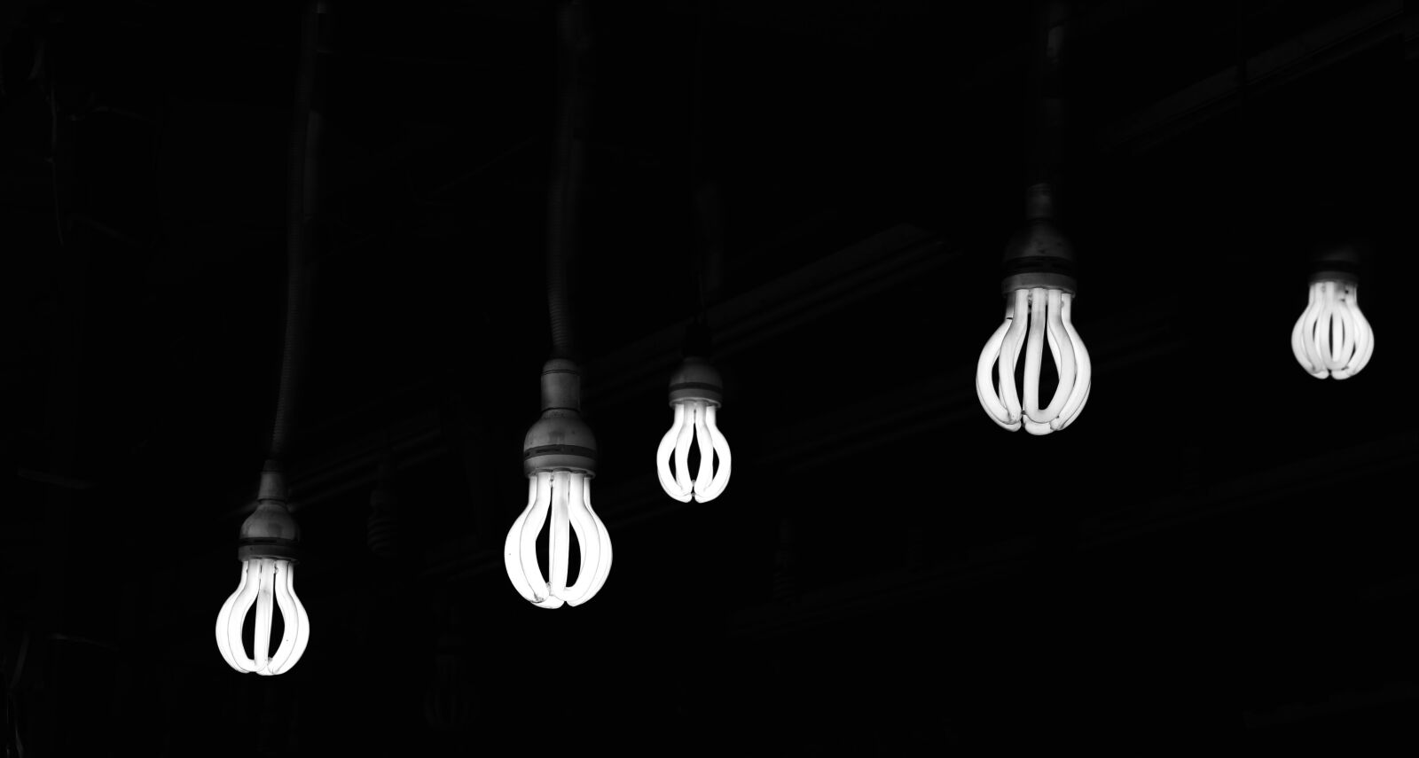 Canon EOS 1200D (EOS Rebel T5 / EOS Kiss X70 / EOS Hi) sample photo. Couple, darkness, few, hanging photography
