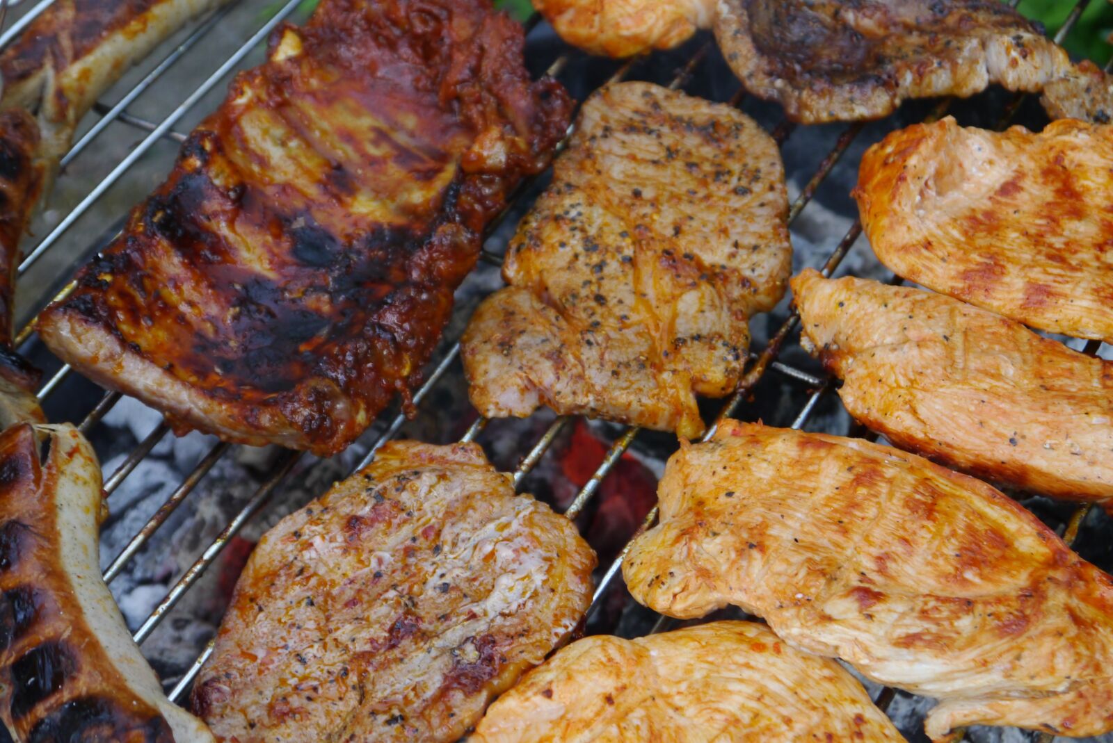 Panasonic Lumix DMC-G3 sample photo. Barbecue, meat, grilled meats photography