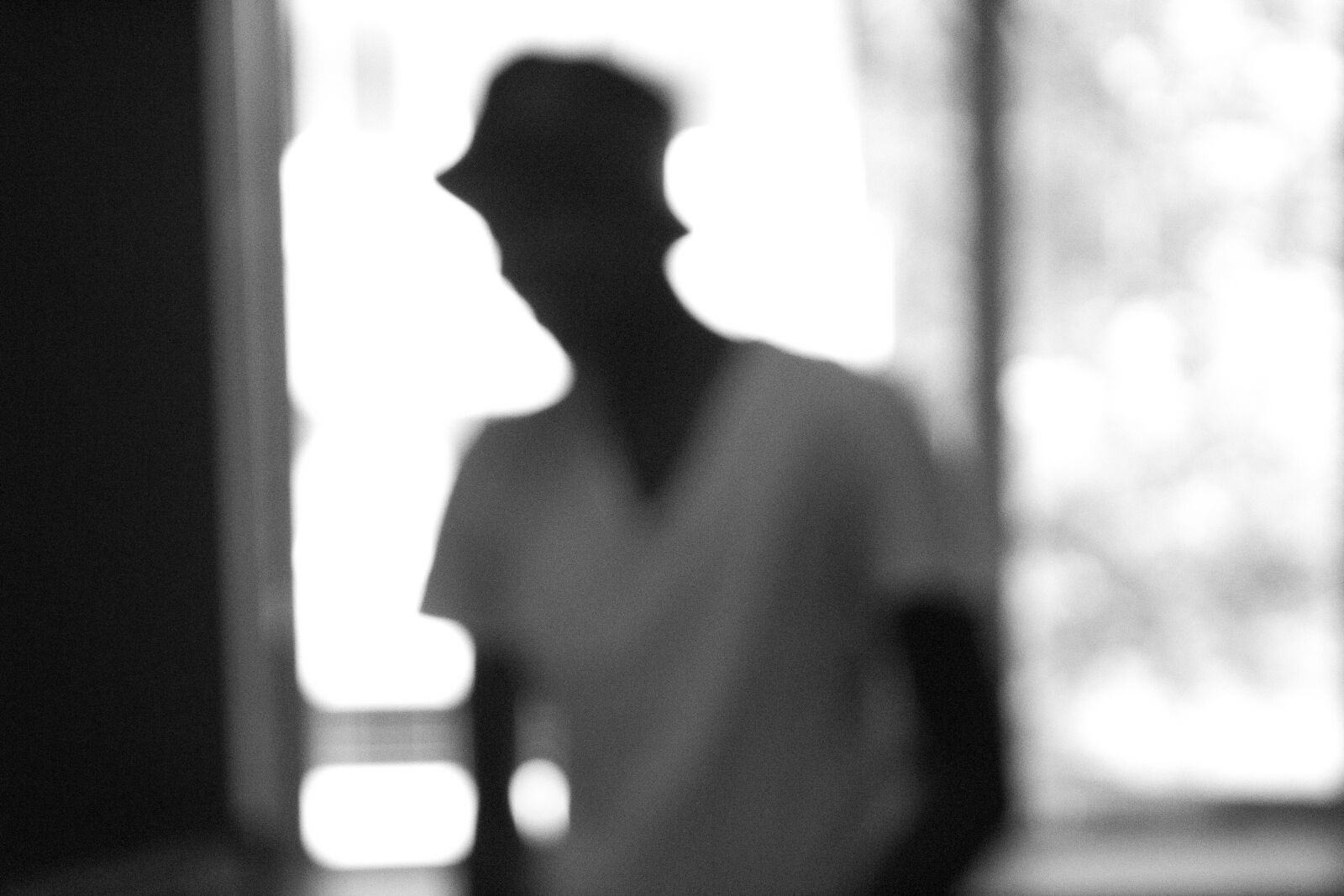 Canon EOS 1200D (EOS Rebel T5 / EOS Kiss X70 / EOS Hi) sample photo. Black, and, white, blur photography