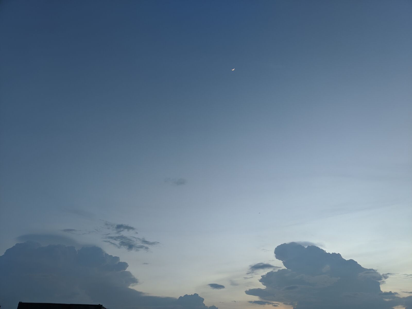 OnePlus HD1901 sample photo. Evening, clouds, beautiful scene photography