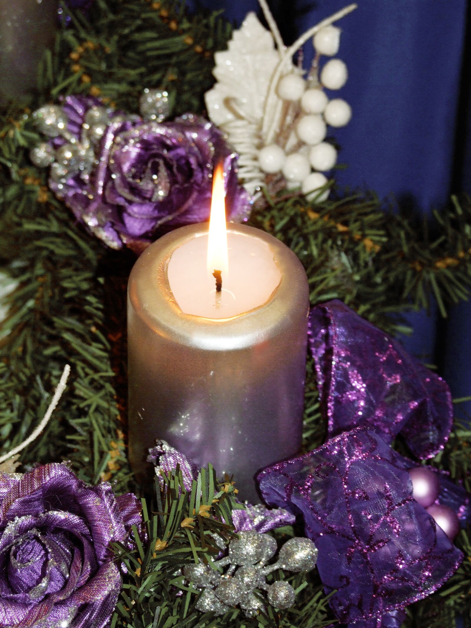 Fujifilm FinePix S100fs sample photo. Candle, christmas, the birth photography