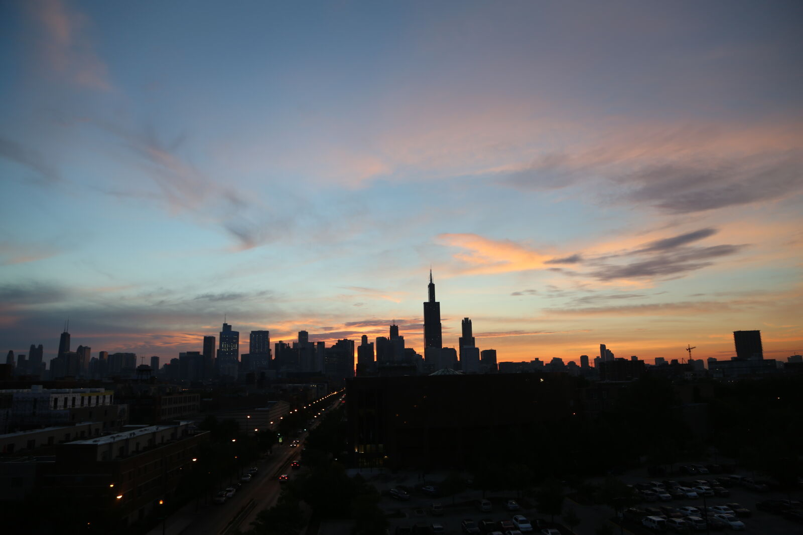 Canon EF 24-105mm F4L IS USM sample photo. Chicago, city, skyline, sunrise photography