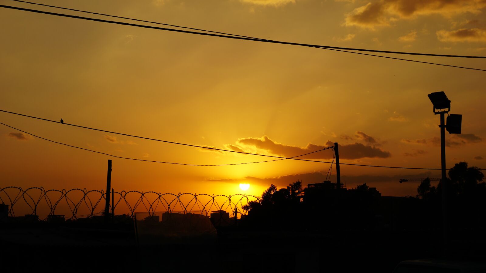 Sony a6000 sample photo. Sunset, sun, sunrise photography