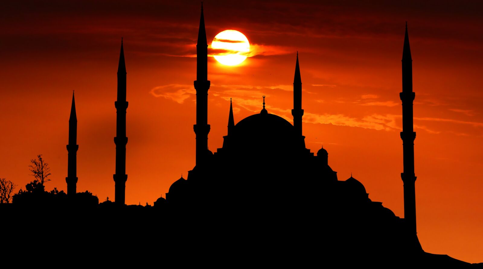 Panasonic Lumix DMC-FZ200 sample photo. Sunset, mosque, beauty photography