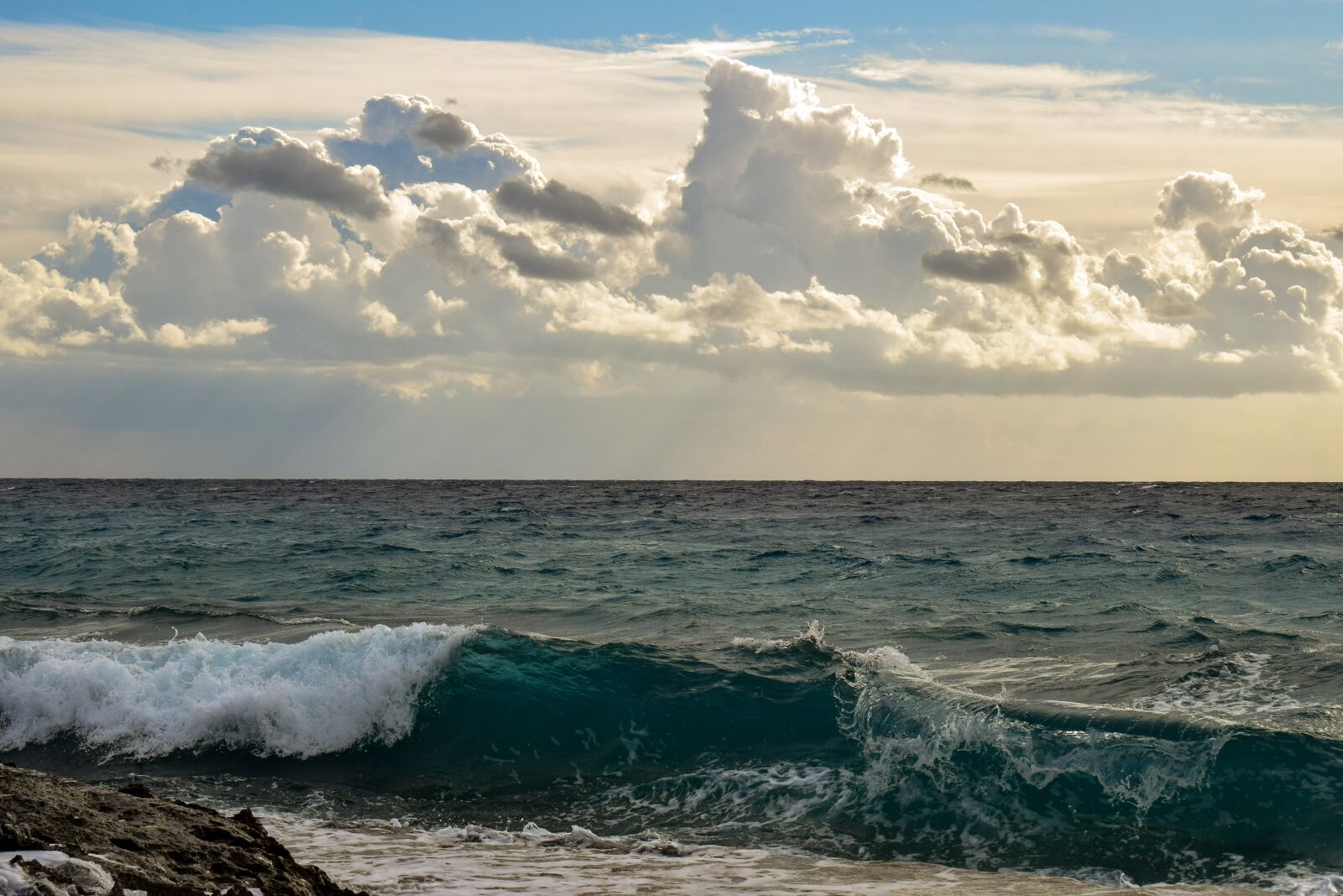 Nikon D3300 sample photo. Wave, sea, foam photography