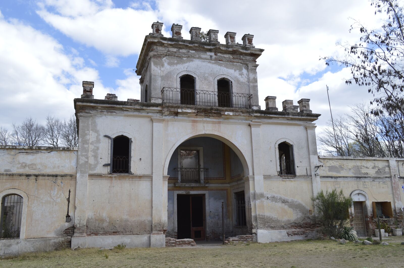 Nikon D3200 sample photo. Castle, the decision, san photography