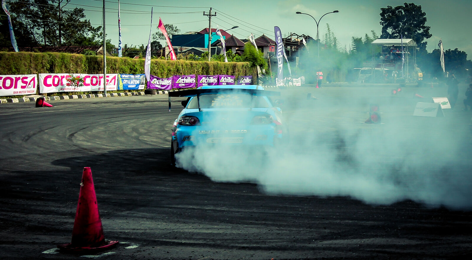 Sigma 18-35mm F1.8 DC HSM Art sample photo. Body, kit, car, car photography