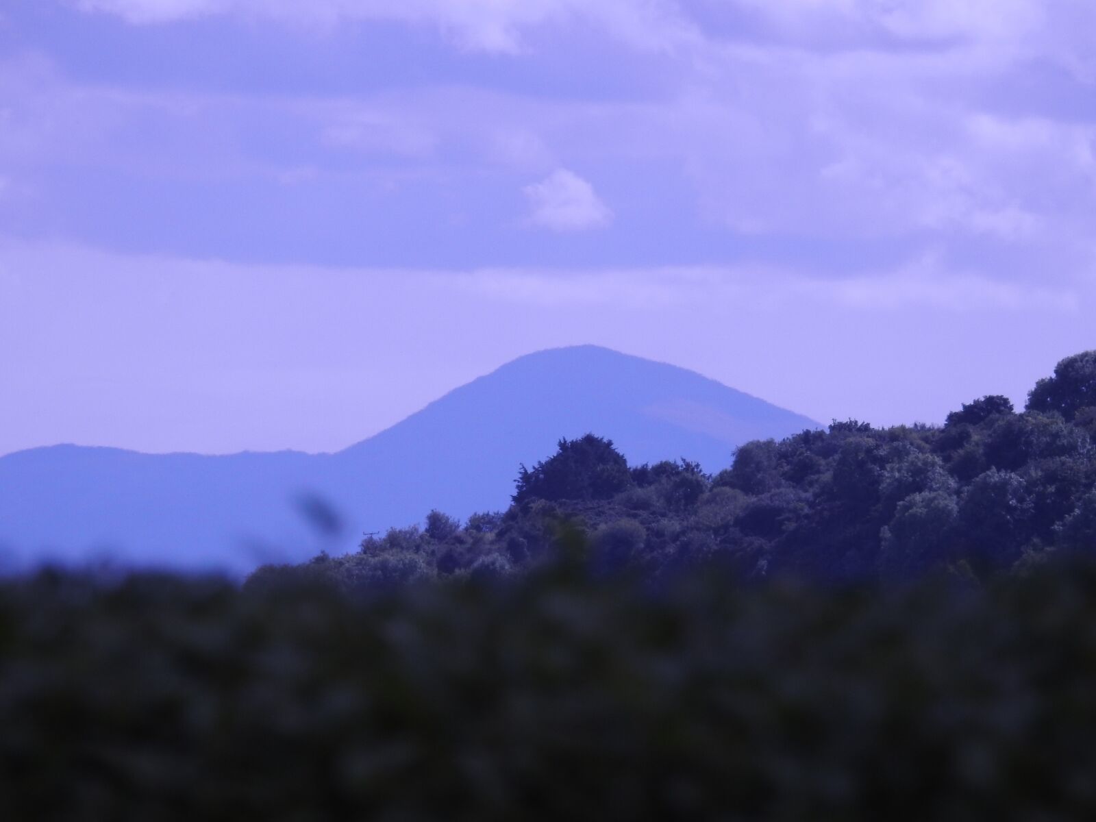 Nikon Coolpix P900 sample photo. Mourne, mountains, tourism photography