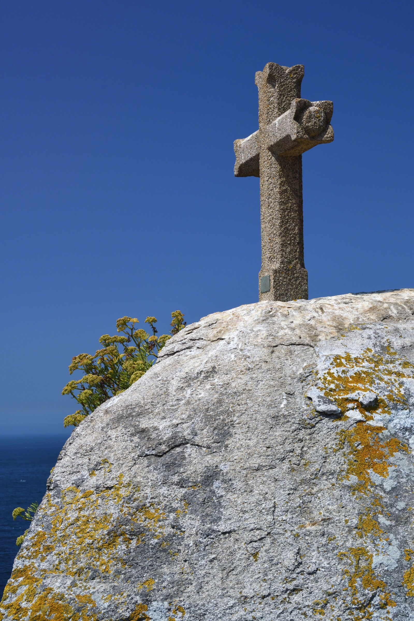 Nikon D500 sample photo. Cross, symbol, religious photography