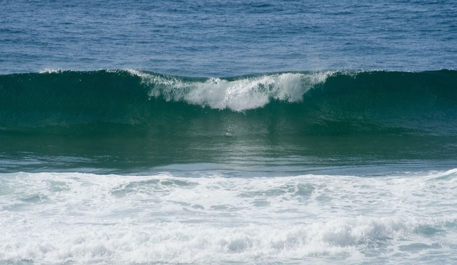 Canon EOS 350D (EOS Digital Rebel XT / EOS Kiss Digital N) sample photo. Water, wave, natural photography