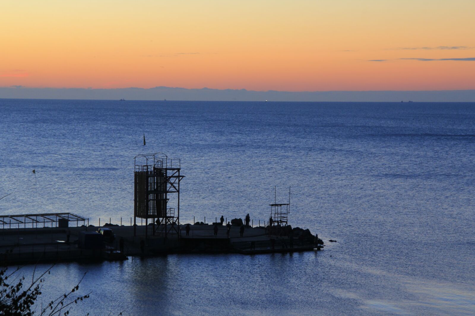 Canon EF-S 17-85mm F4-5.6 IS USM sample photo. Sea, blue, sunset photography