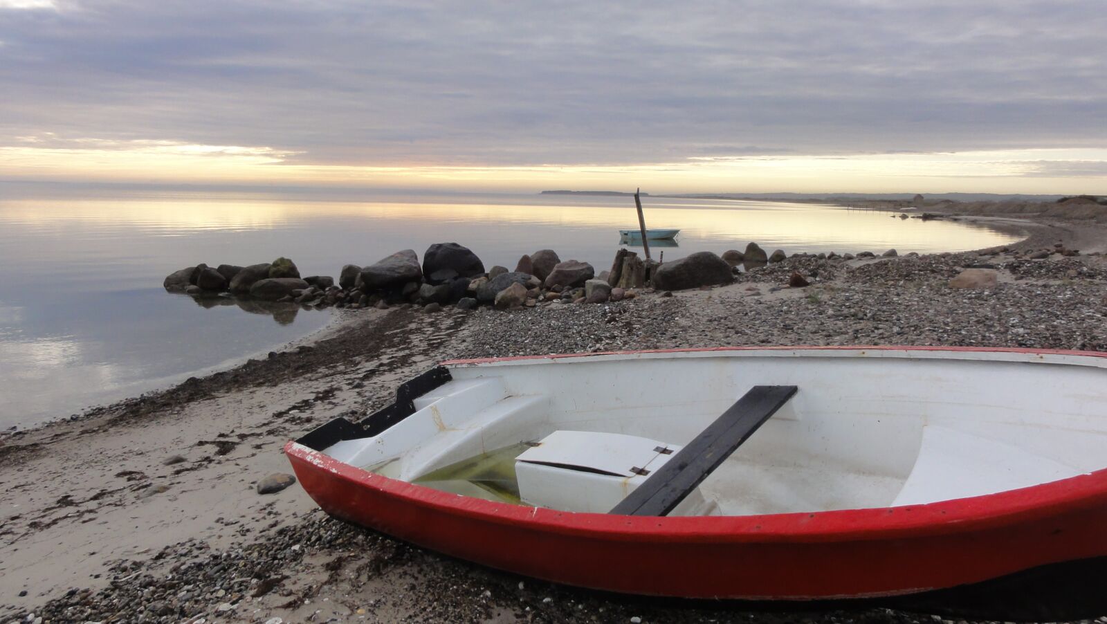 Sony DSC-HX5V sample photo. Denmark, boat, abendstimmung photography