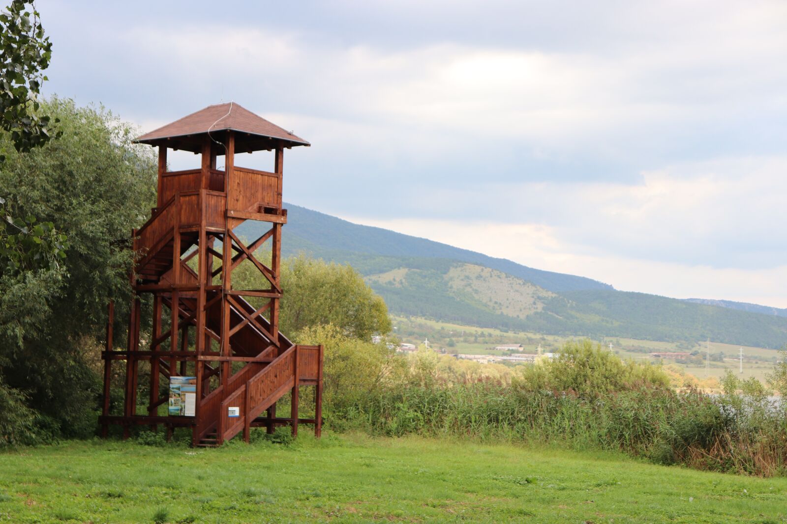 Canon EF-S 18-55mm F4-5.6 IS STM sample photo. Tower, structure, forest photography