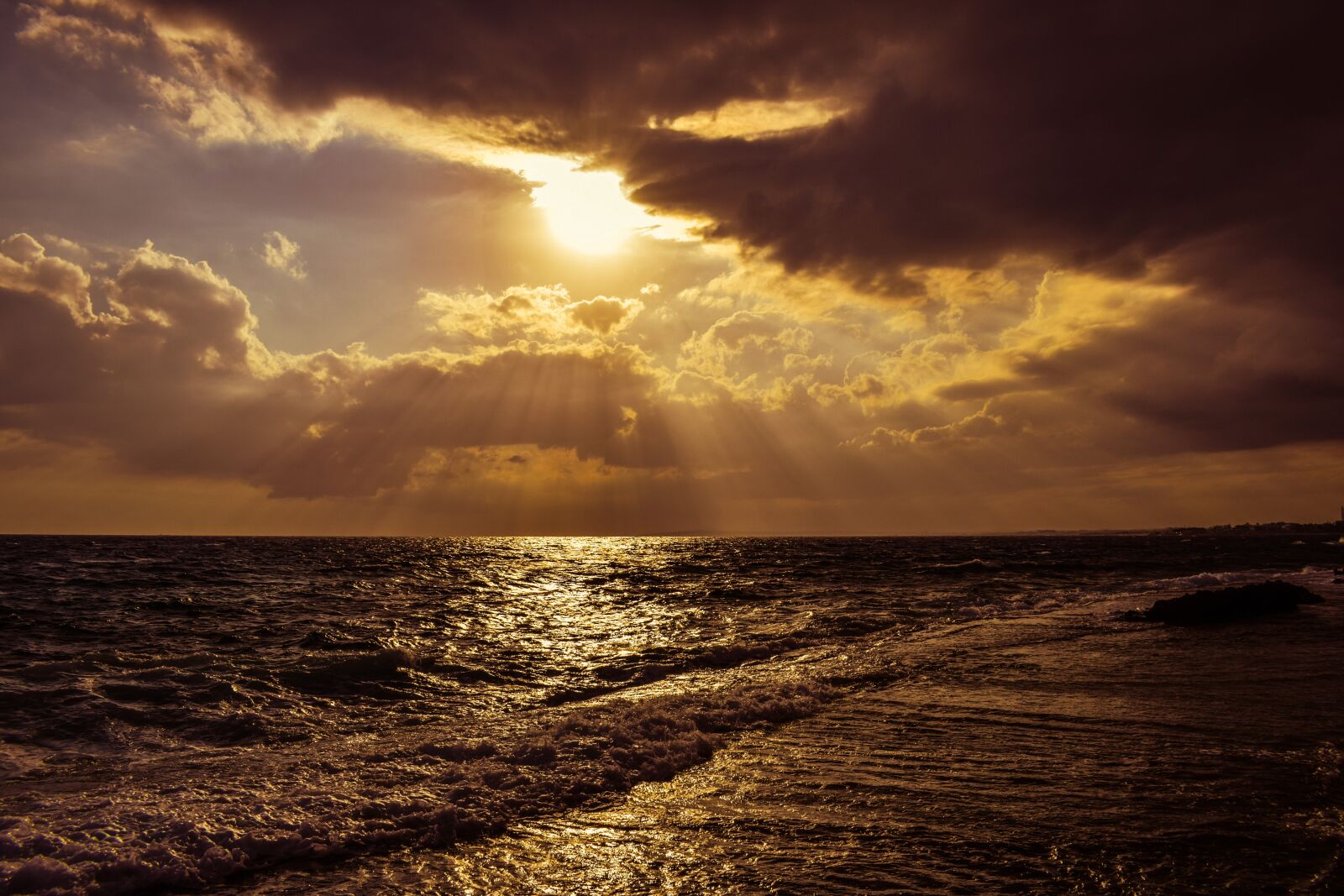 Nikon D3300 sample photo. Sunset, sun, sunshine photography