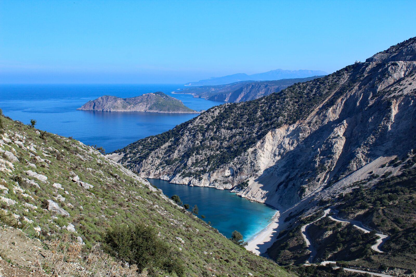 Canon EOS 1300D (EOS Rebel T6 / EOS Kiss X80) sample photo. Greece, kefalonia, myrtosbeach photography