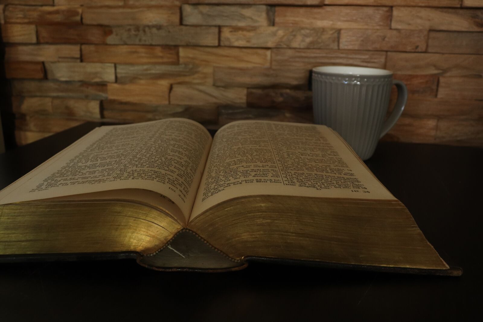 Canon EOS 200D (EOS Rebel SL2 / EOS Kiss X9) sample photo. Bible, coffee, book photography