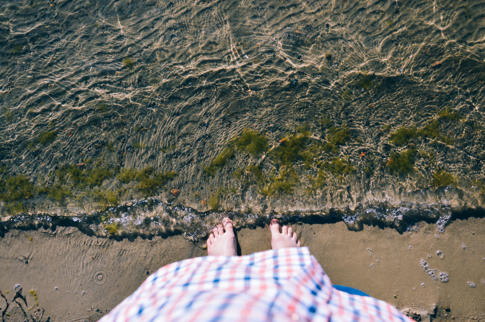 Nikon D3200 sample photo. Theme, look, down photography