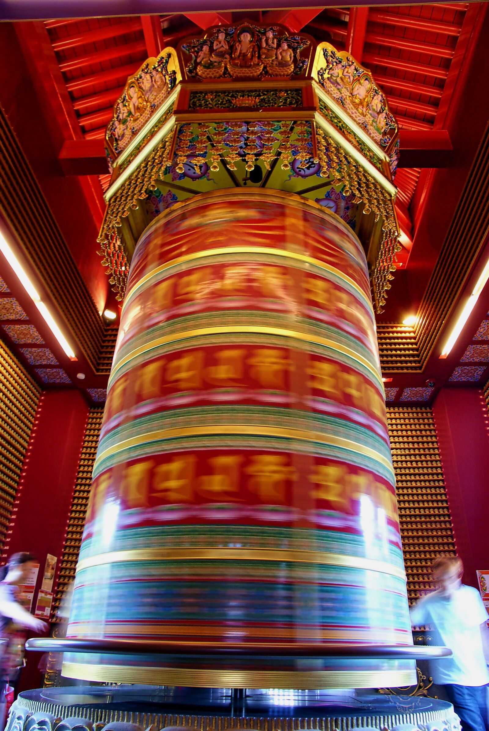 Sony Alpha DSLR-A200 sample photo. Singapore, budha tooth relic photography