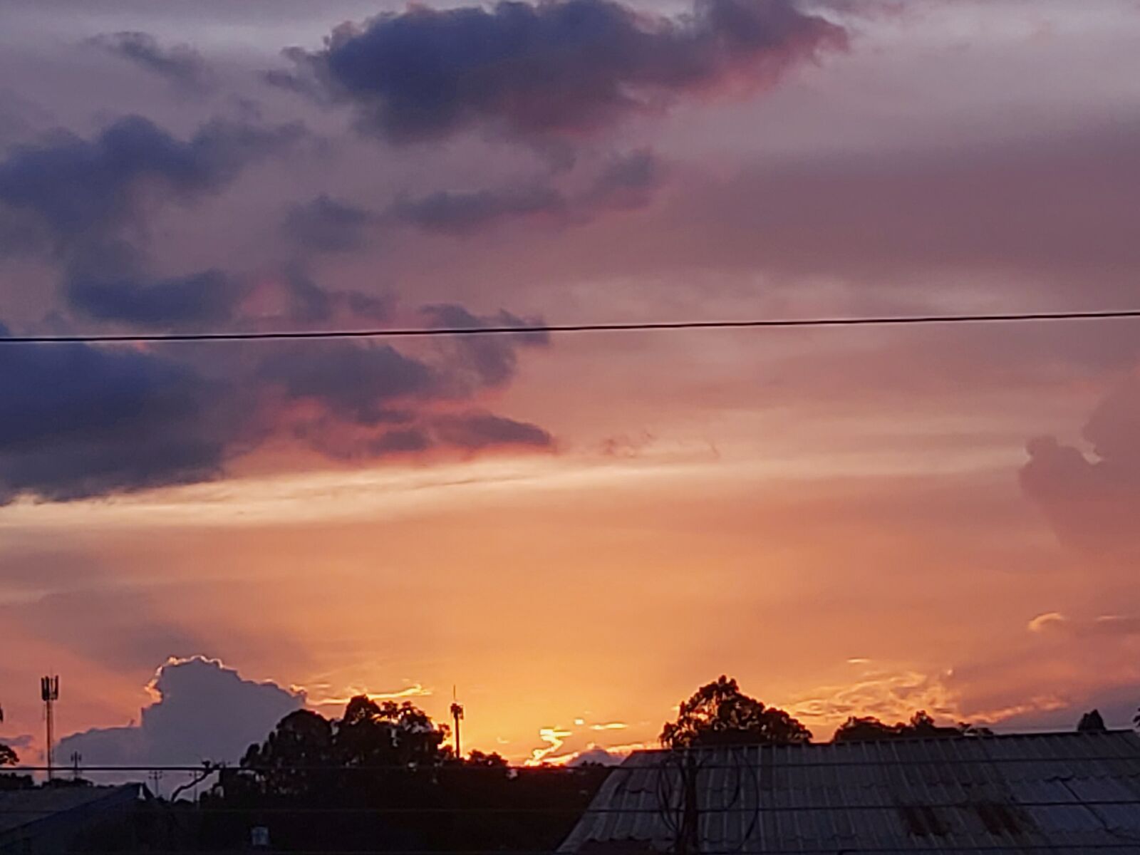 Samsung Galaxy A70 sample photo. Sunset, clouds, sky photography