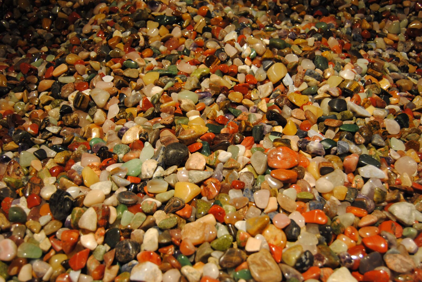 Nikon D3000 sample photo. Gems, many, colorful photography