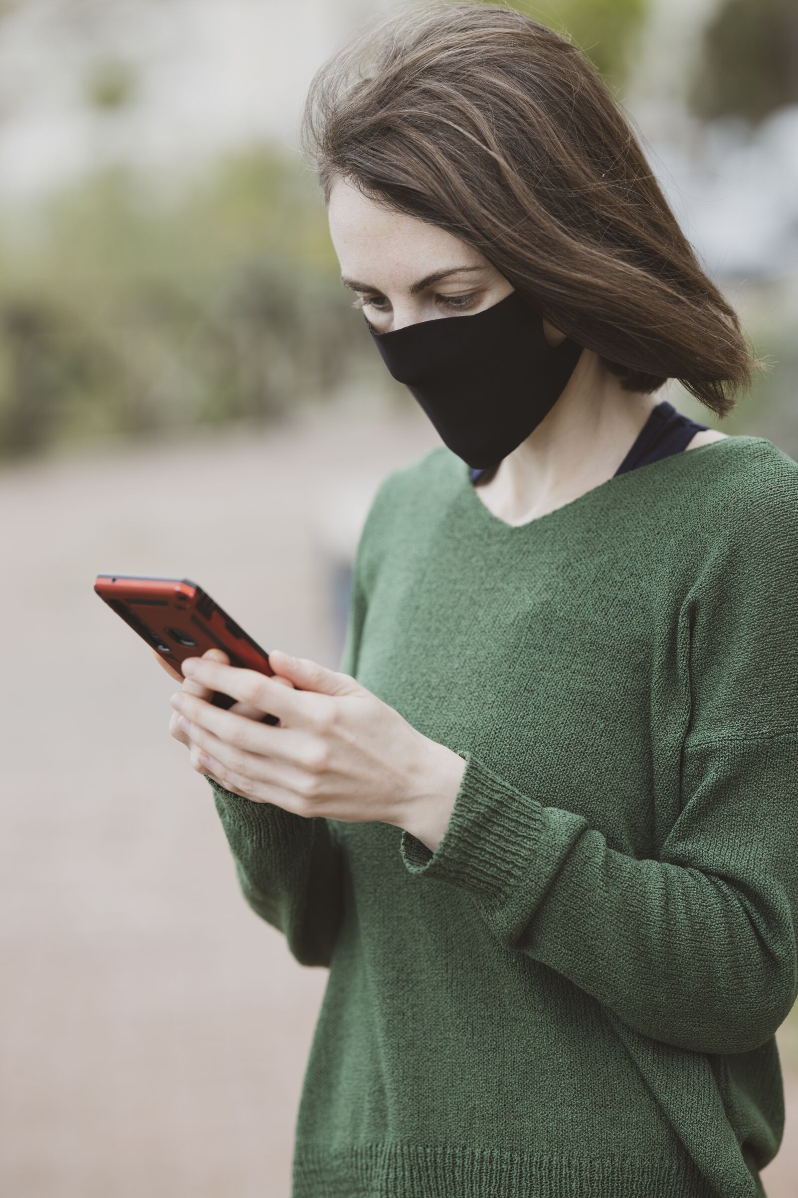 Canon EOS R + Canon RF 85mm F1.2L USM sample photo. Mask, coronavirus, quarantine photography