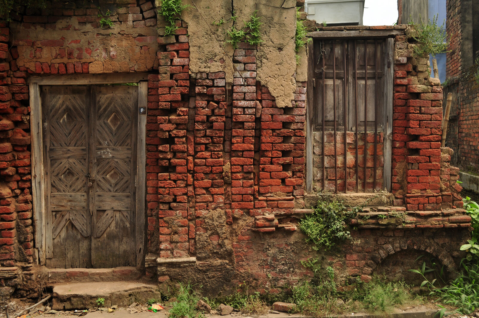 Nikon D90 sample photo. Abstract, build, building, vintage photography